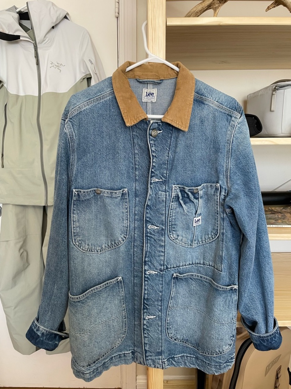 Lee Women's Blue Denim Jacket with Tan Corduroy Collar
